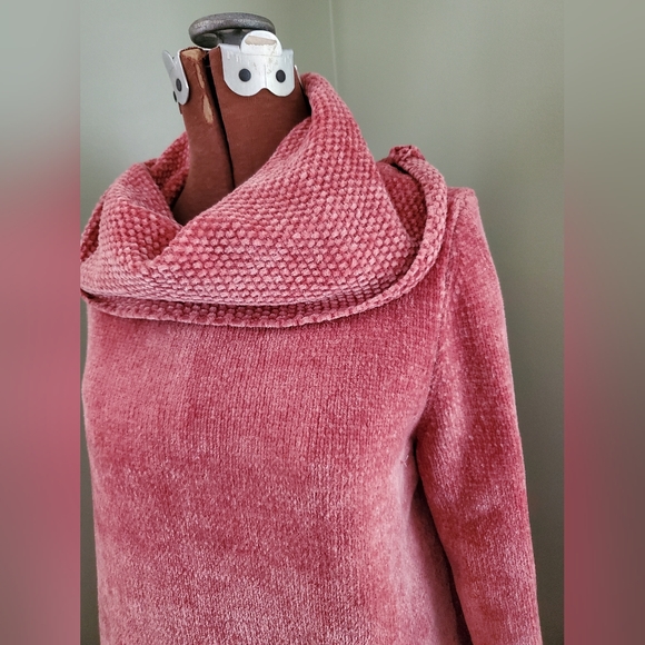 LANDS ENDS Girls Medium 10/12 pink turtleneck sweater dress - Picture 3 of 9